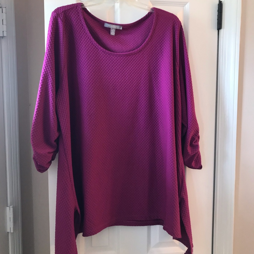 2x Women’s blouse